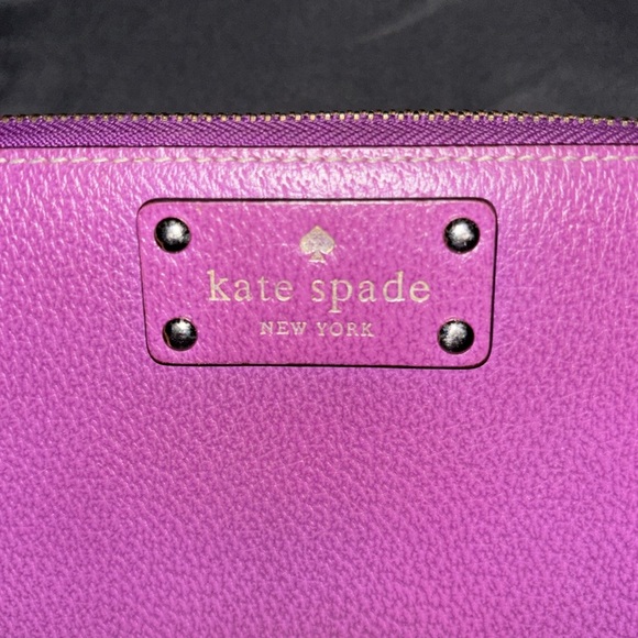 Kate Spade large wallet - Picture 2 of 8